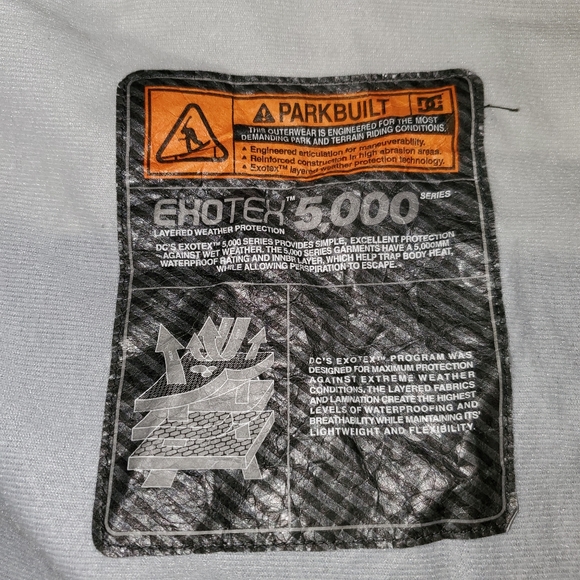 DC winter snowboard coat jacket - Picture 13 of 16
